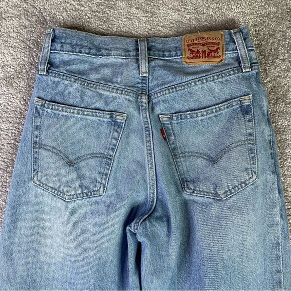 Levi's 94's Baggy Jeans Women’s 25 Blue Straight Leg High Rise Light Denim - Picture 5 of 14